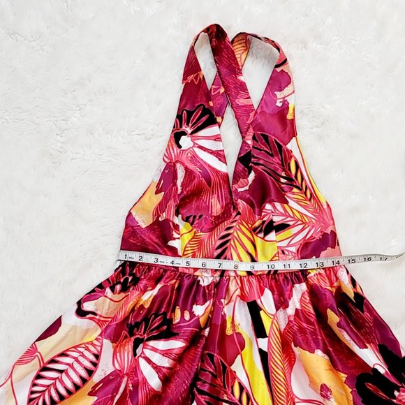 Romeo & Juliet Couture Summer Mini-Dress - Picture 11 of 16